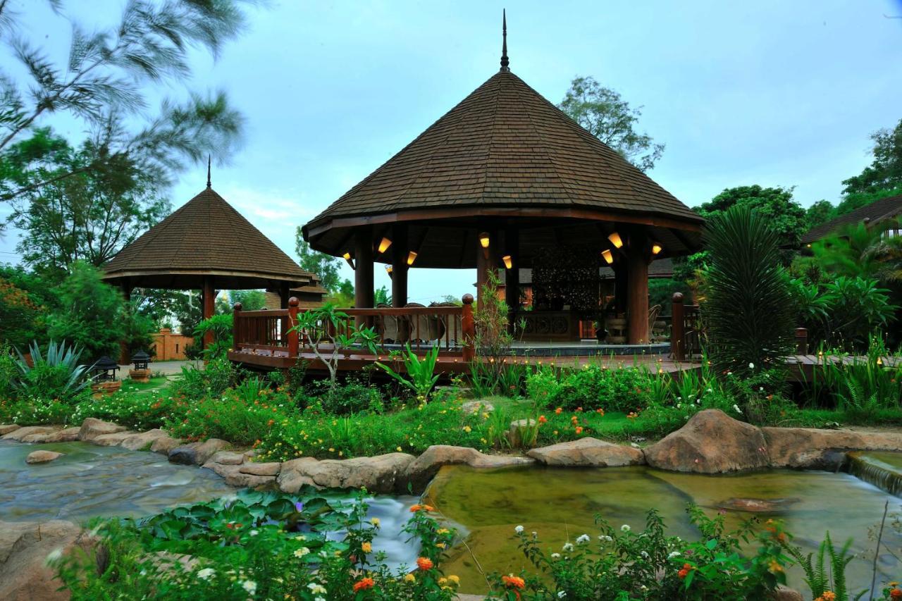 Pristine Lotus Resort Nyaungshwe Township Exterior photo